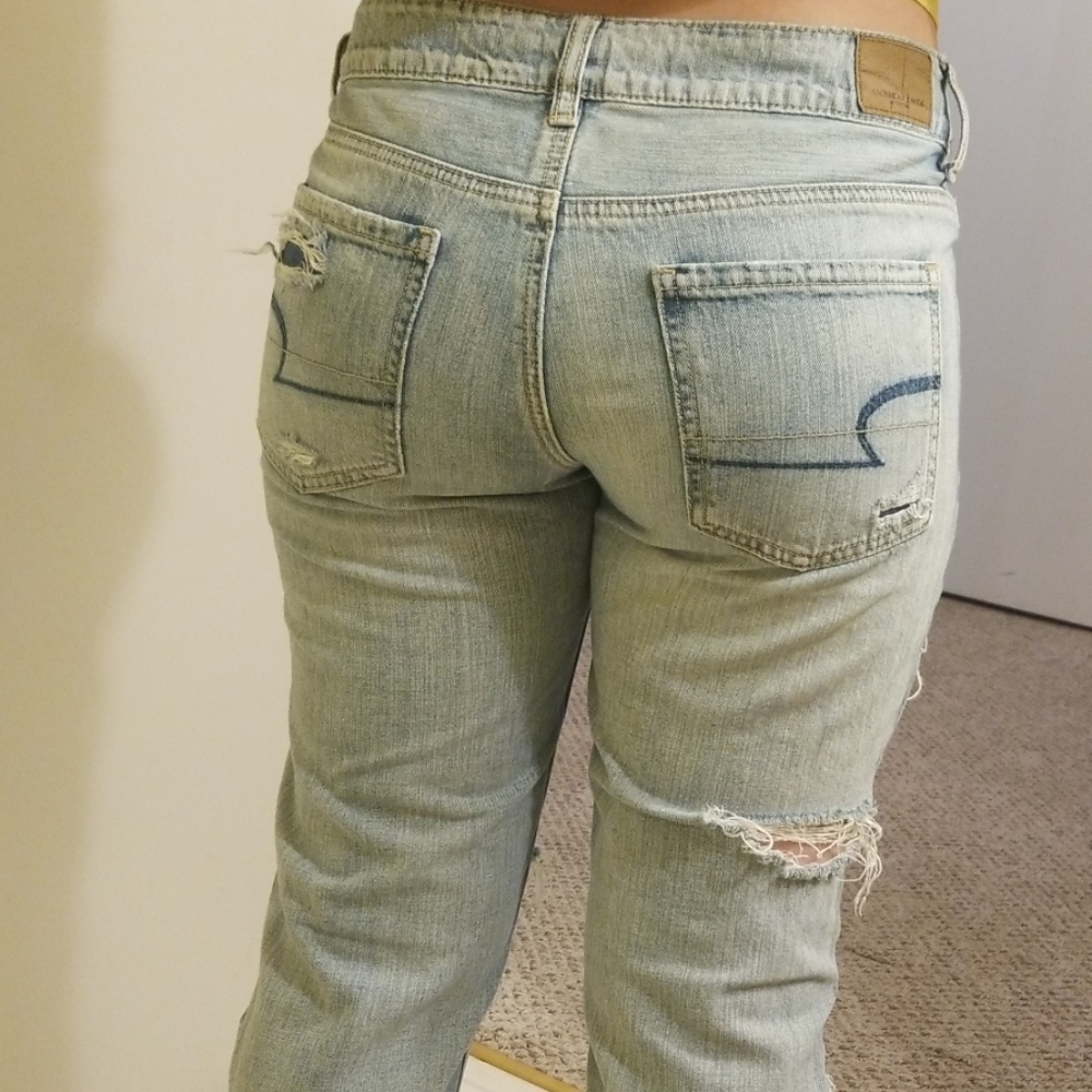 Jeans - Picture 2 of 4